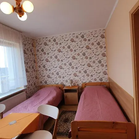 Adania Bis Δωμάτια σε οικογενειακή κατοικία