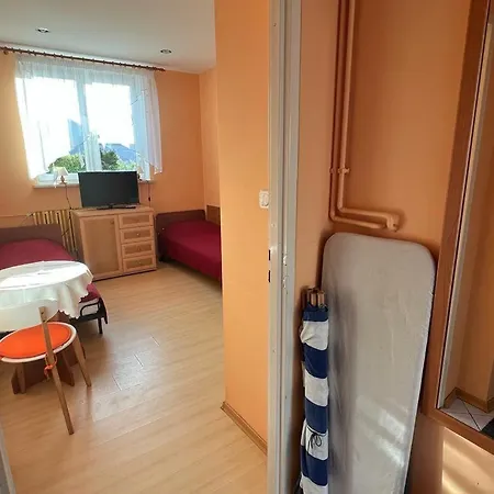 Privatunterkunft Adania Bis
