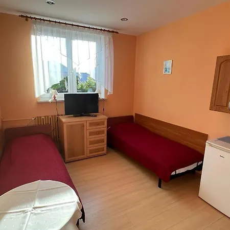 Δωμάτια σε οικογενειακή κατοικία Adania Bis Grzybowo (West Pomeranian)