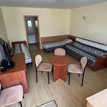 Δωμάτια σε οικογενειακή κατοικία Adania Bis Grzybowo (West Pomeranian)