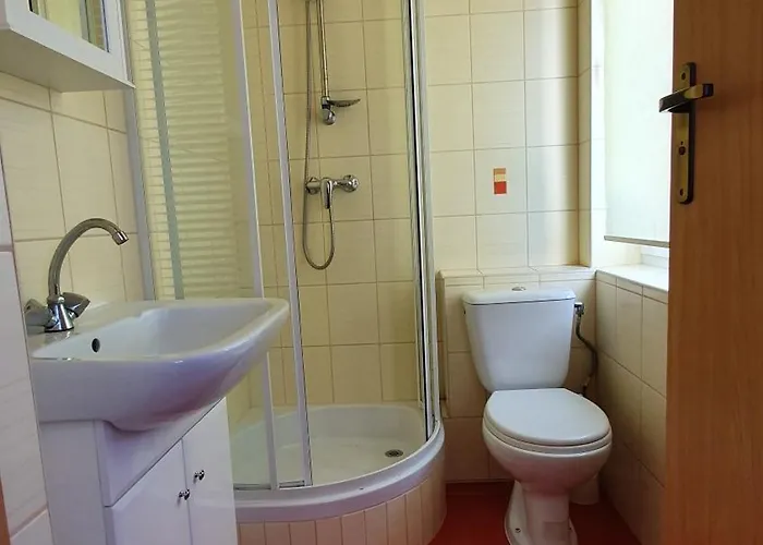 Privatunterkunft Adania Bis *