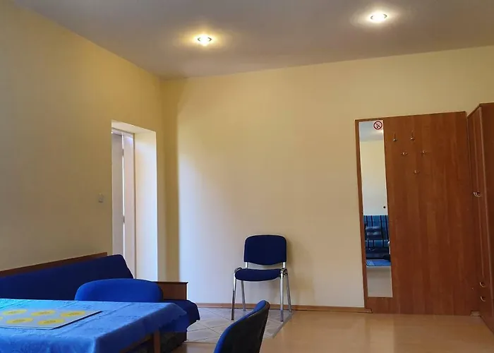 Privatunterkunft Adania Bis *